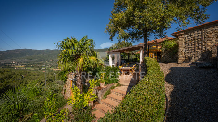 Image No.26-6 Bed Country House for sale