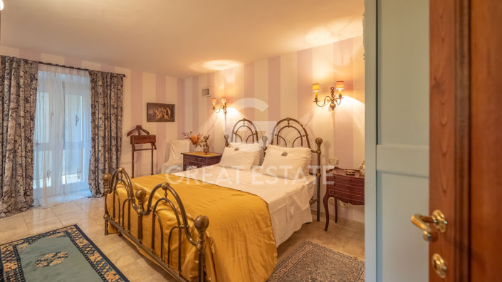 Image No.37-6 Bed Country House for sale