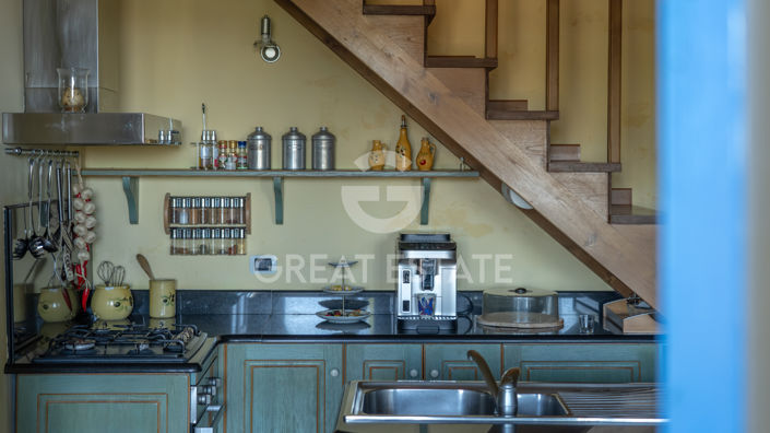 Image No.41-6 Bed Country House for sale