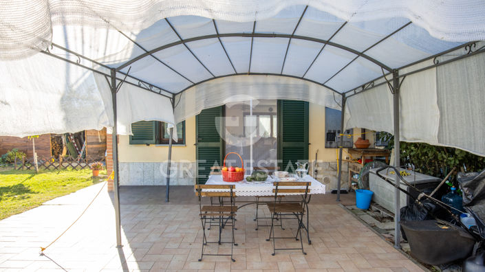 Image No.15-2 Bed Villa for sale