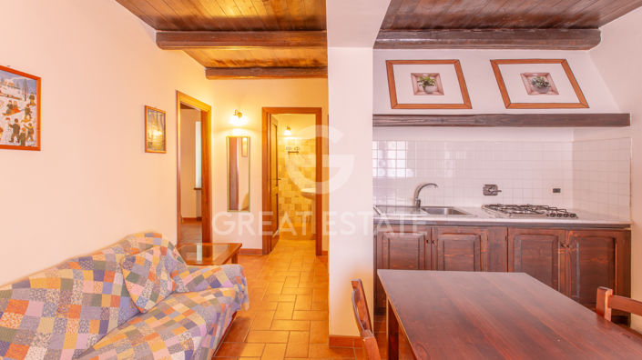 Image No.38-14 Bed Farmhouse for sale