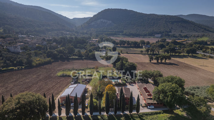 Image No.10-14 Bed Farmhouse for sale