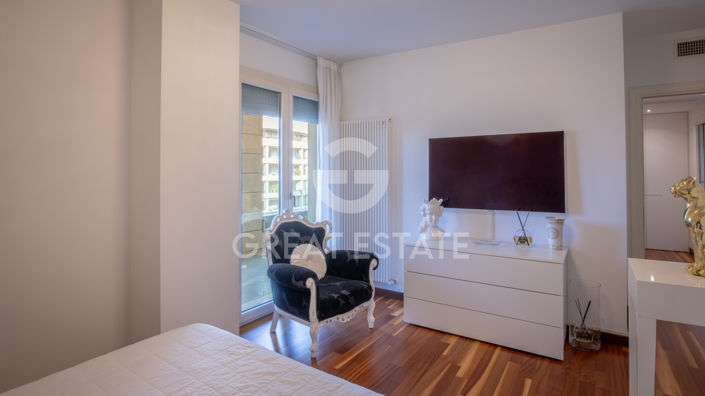 Image No.20-2 Bed Apartment for sale