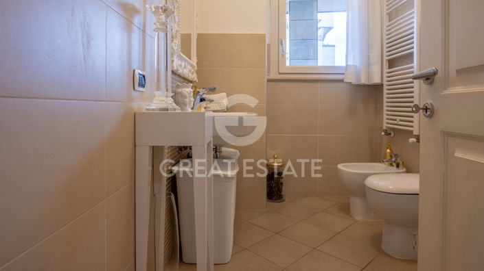 Image No.21-2 Bed Apartment for sale