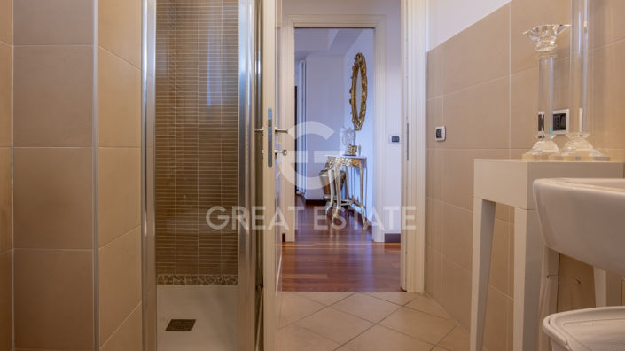 Image No.22-2 Bed Apartment for sale