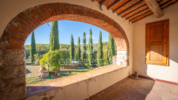 Image No.20-6 Bed Country House for sale