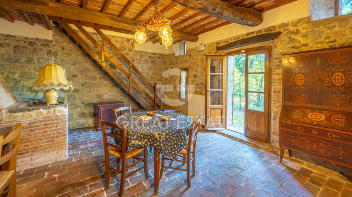 Image No.32-6 Bed Country House for sale