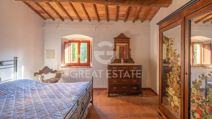 Image No.37-6 Bed Country House for sale