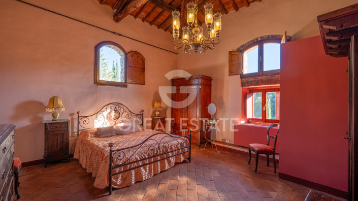 Image No.41-6 Bed Country House for sale