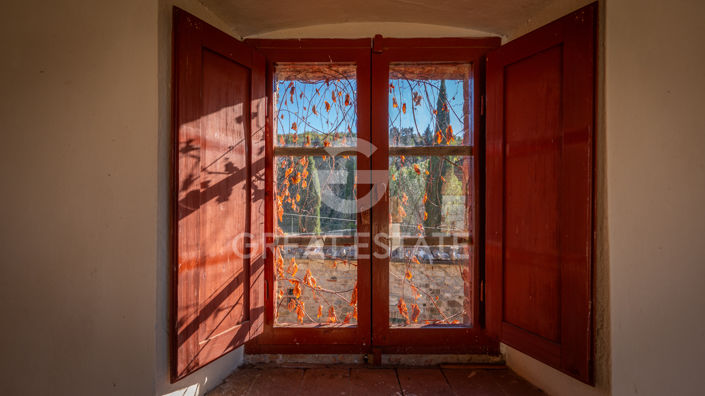 Image No.43-6 Bed Country House for sale