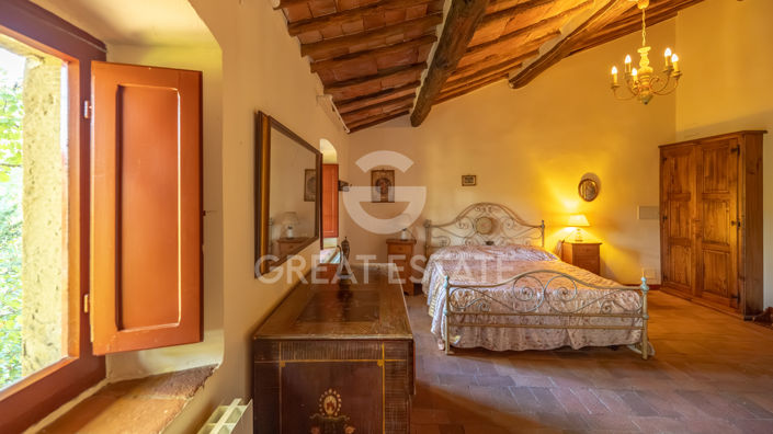 Image No.44-6 Bed Country House for sale