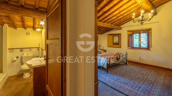 Image No.46-6 Bed Country House for sale