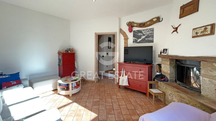 Image No.31-5 Bed Country House for sale