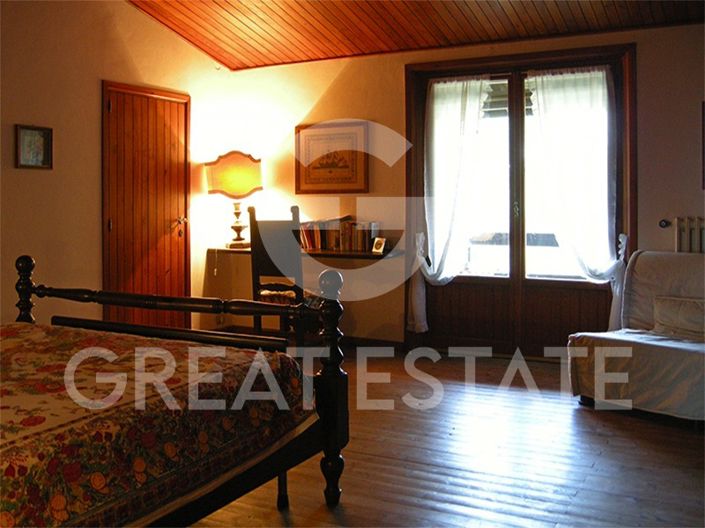 Image No.16-3 Bed Country House for sale