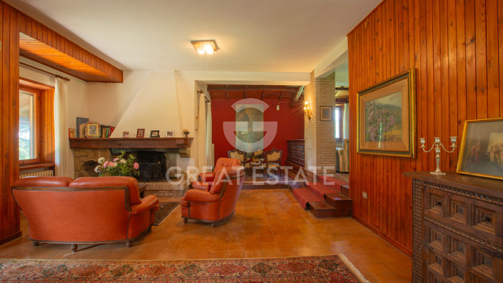 Image No.2-Maison de campagne de 3 chambres à vendre à Paciano