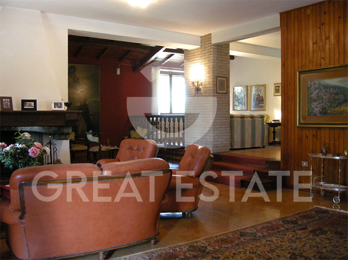 Image No.6-3 Bed Country House for sale