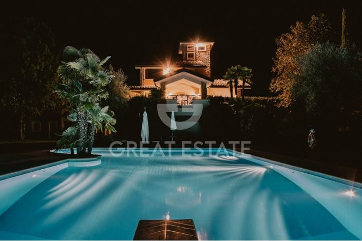 Image No.15-6 Bed Villa for sale