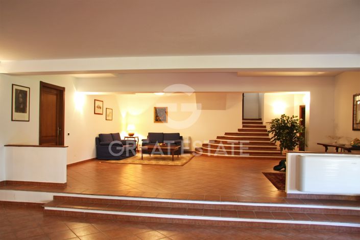 Image No.27-6 Bed Villa for sale