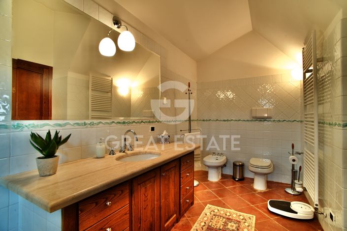 Image No.39-6 Bed Villa for sale