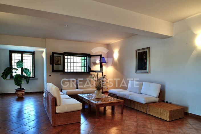 Image No.46-6 Bed Villa for sale