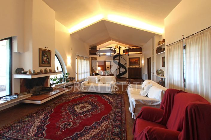 Image No.6-6 Bed Villa for sale