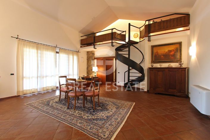 Image No.7-6 Bed Villa for sale