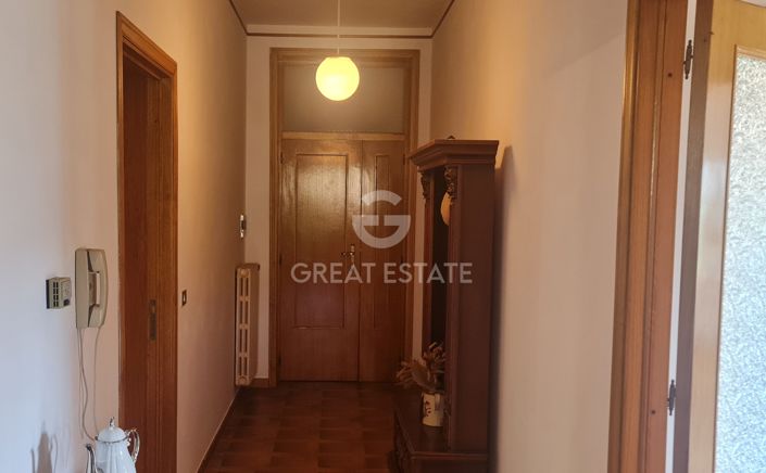 Image No.14-2 Bed Property for sale