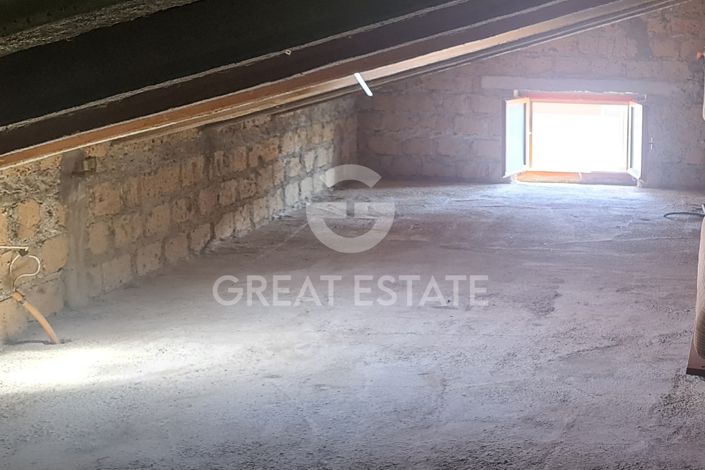 Image No.25-2 Bed Property for sale