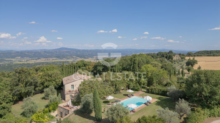 Image No.30-6 Bed Country House for sale