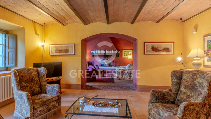 Image No.34-6 Bed Country House for sale