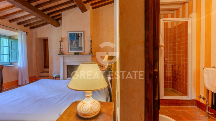 Image No.55-6 Bed Country House for sale