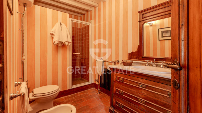 Image No.56-6 Bed Country House for sale