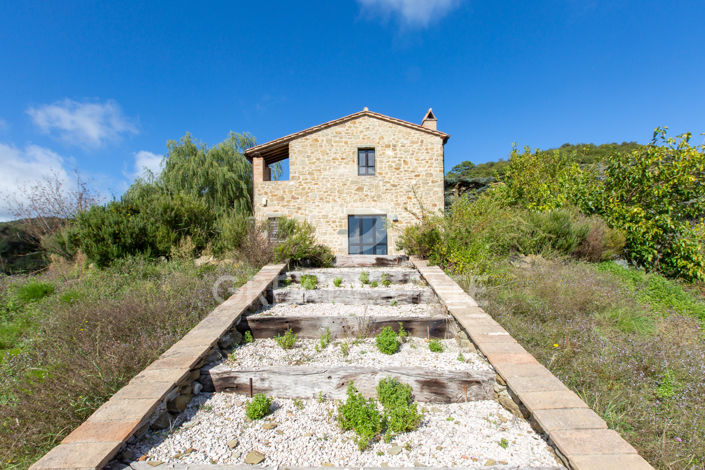 Image No.22-7 Bed Country House for sale