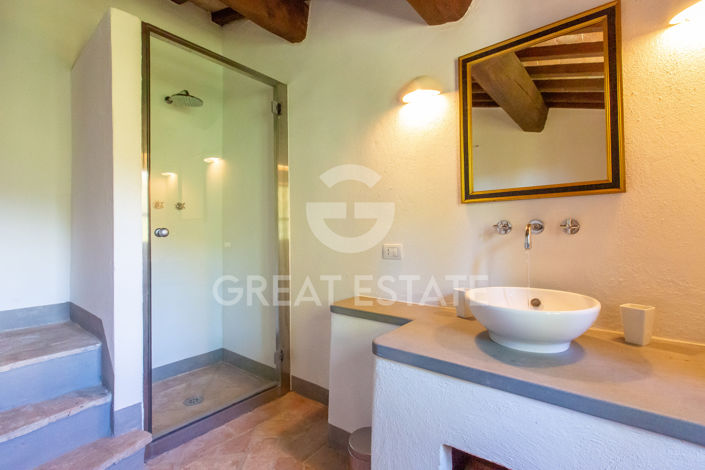 Image No.47-7 Bed Country House for sale