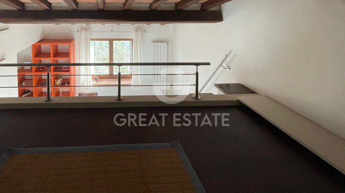 Image No.12-1 Bed Property for sale