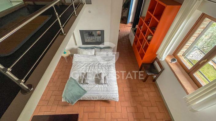 Image No.15-1 Bed Property for sale