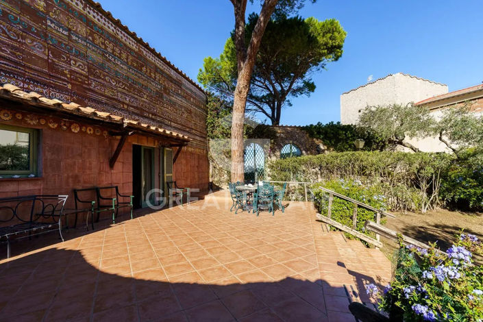 Image No.11-4 Bed Villa for sale