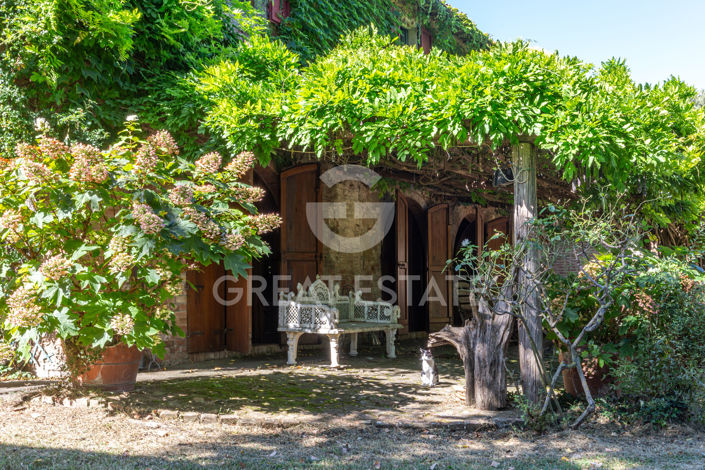 Image No.15-7 Bed Country House for sale