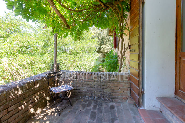 Image No.17-7 Bed Country House for sale