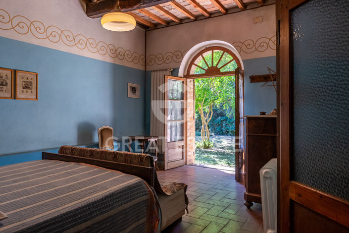 Image No.34-7 Bed Country House for sale