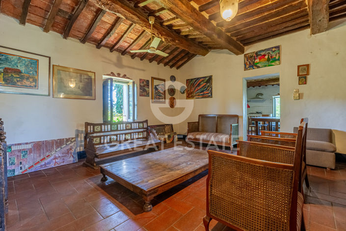 Image No.37-7 Bed Country House for sale