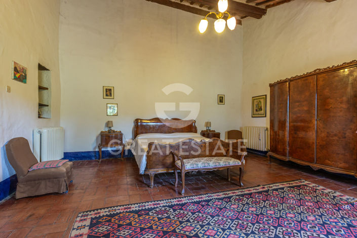 Image No.44-7 Bed Country House for sale