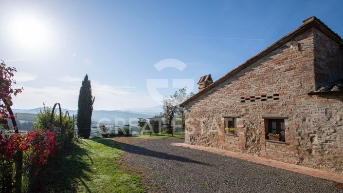 Image No.13-6 Bed Country House for sale