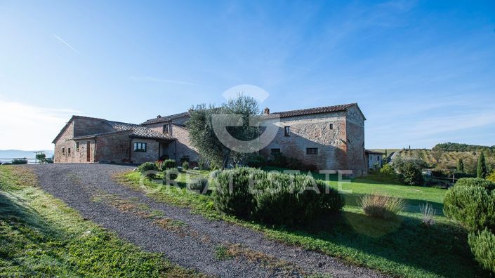 Image No.15-6 Bed Country House for sale