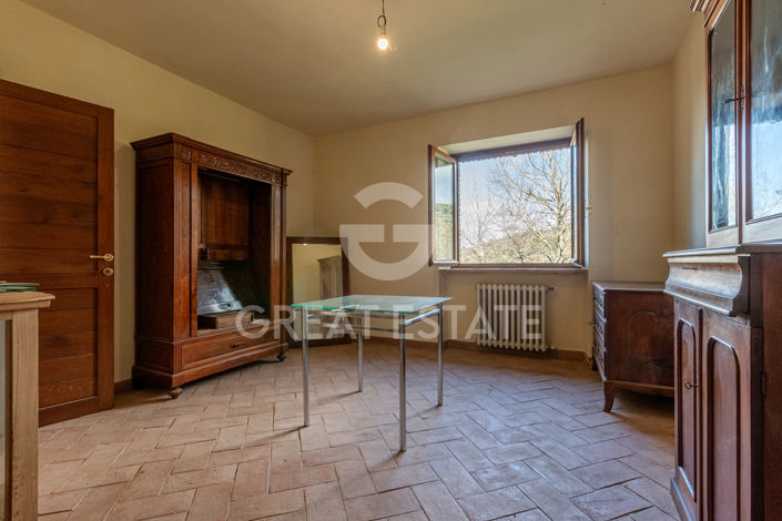 Image No.29-7 Bed Country House for sale