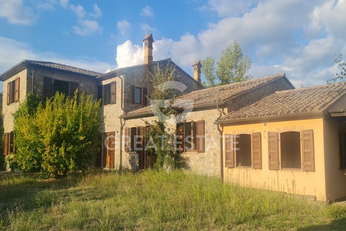 Image No.4-7 Bed Country House for sale