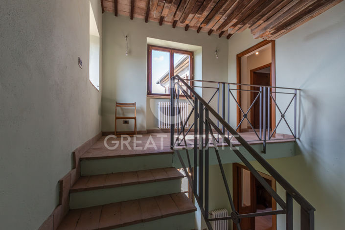 Image No.33-7 Bed Country House for sale