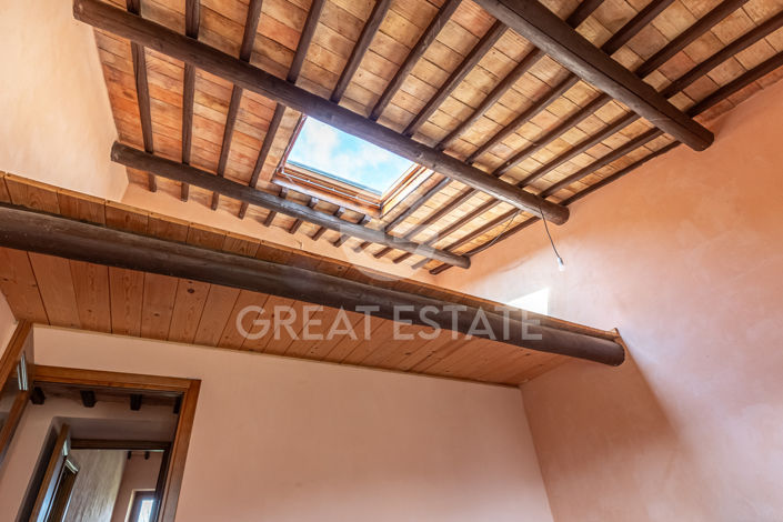 Image No.39-7 Bed Country House for sale