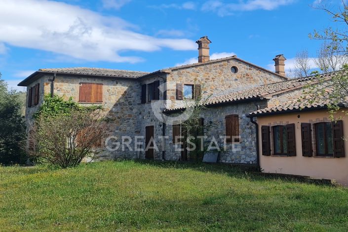 Image No.8-7 Bed Country House for sale