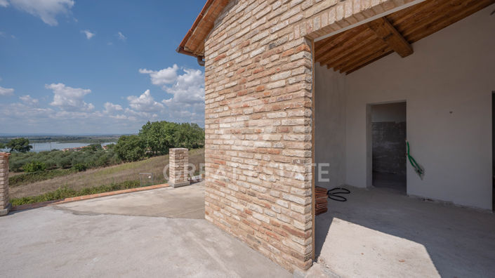 Image No.17-4 Bed Country House for sale